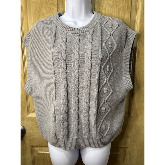 Frye and Co. Women’s Sweater Vest Cable Knit Grey Medium - Picture 1 of 6